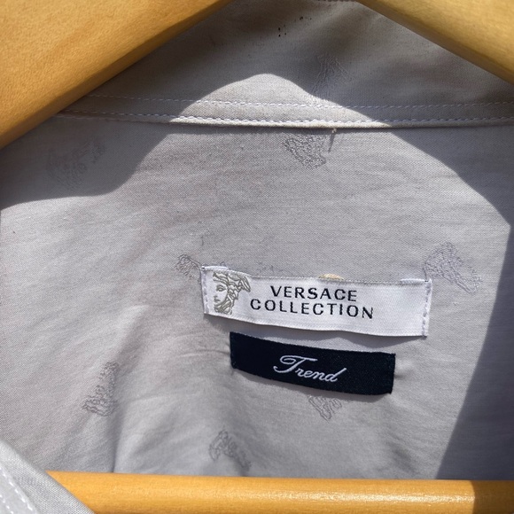 Versace dress shit - Picture 5 of 7